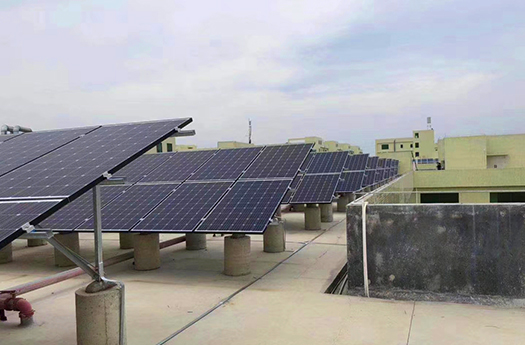 Sistema de energía solar en la red de 100KW para la planta de fabricación en China