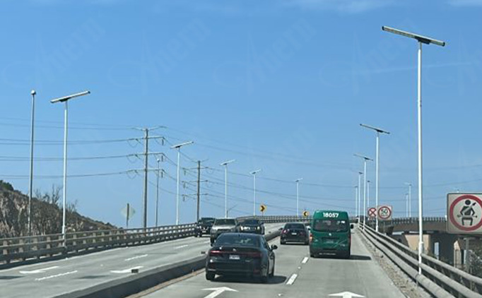 Proyecto de instalación de farolas solares todo en uno de México