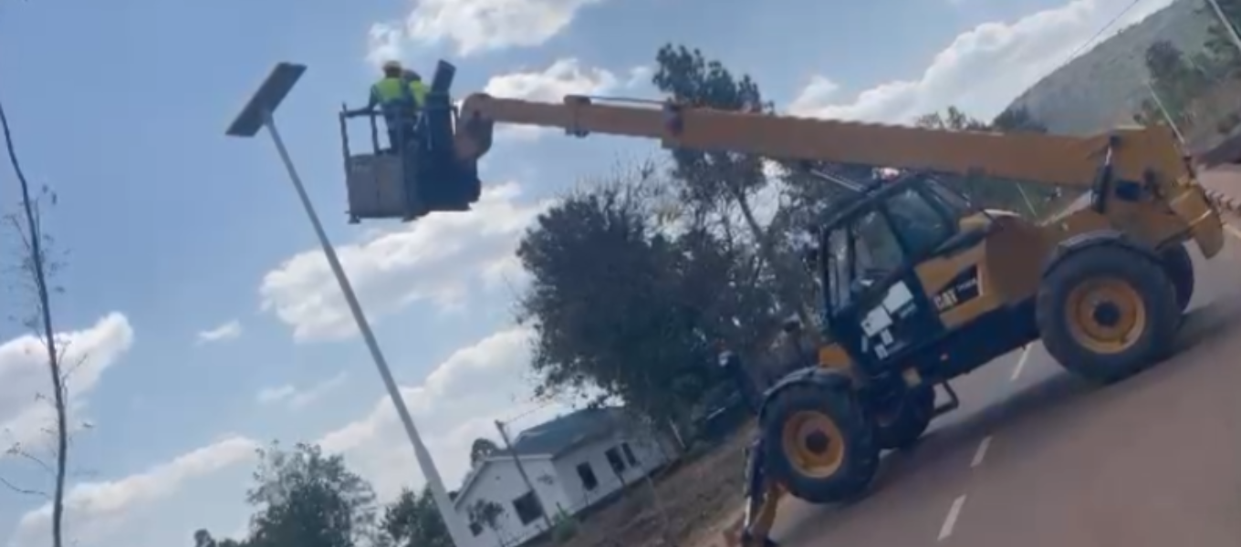 Foco de diseño de la luz de calle solar 120W: largas horas de iluminación y estabilidad del sistema
